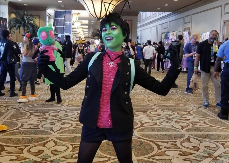 开云体育入口|软糯鲜甜的空心南瓜球，懒人做法，好吃美味，不错的营养美食